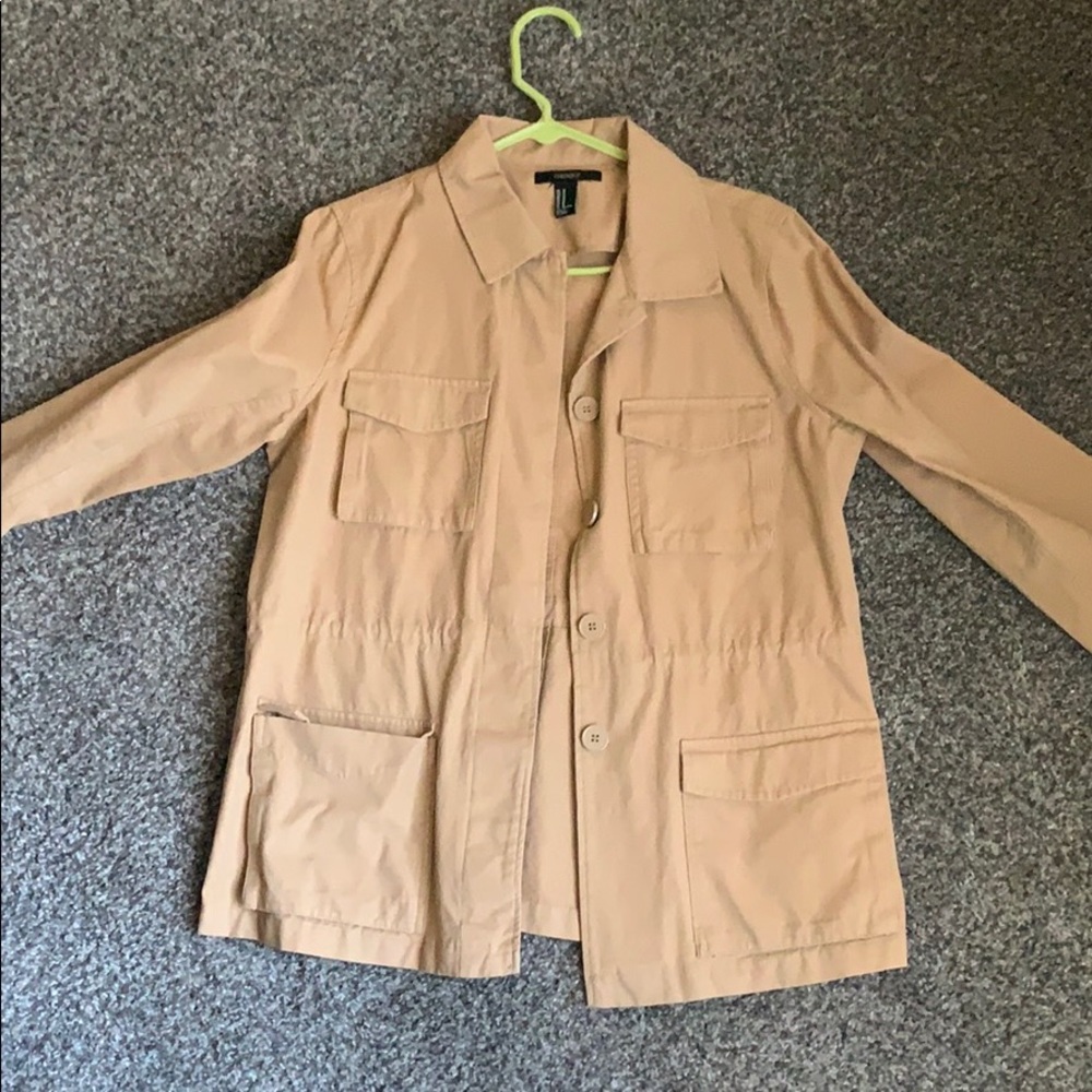 woman’s blacker jacket